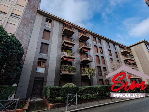 appartamento in vendita a Novara in zona Centro Città