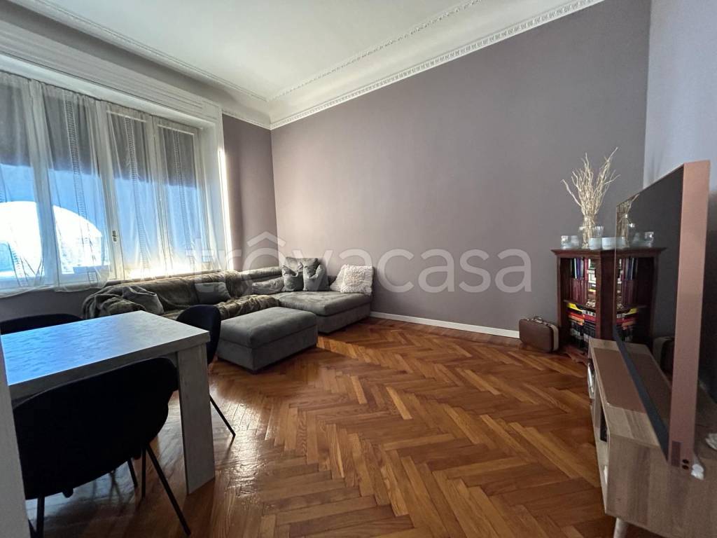 appartamento in vendita a Novara in zona Centro Città