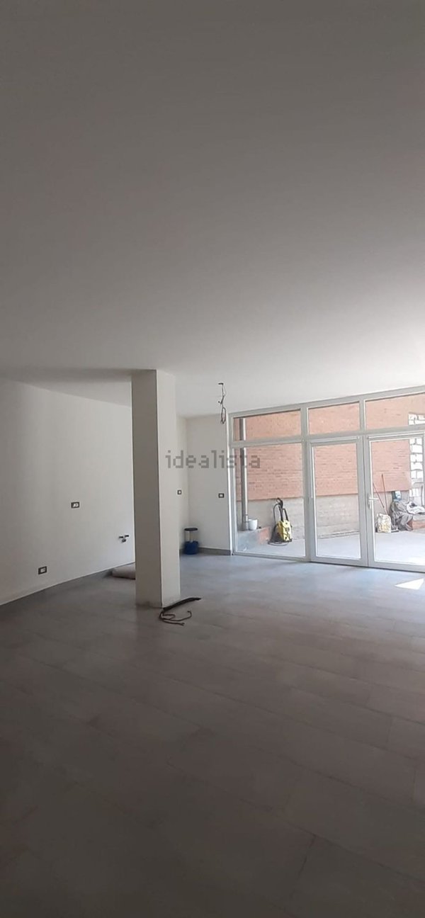 casa indipendente in vendita a Novara