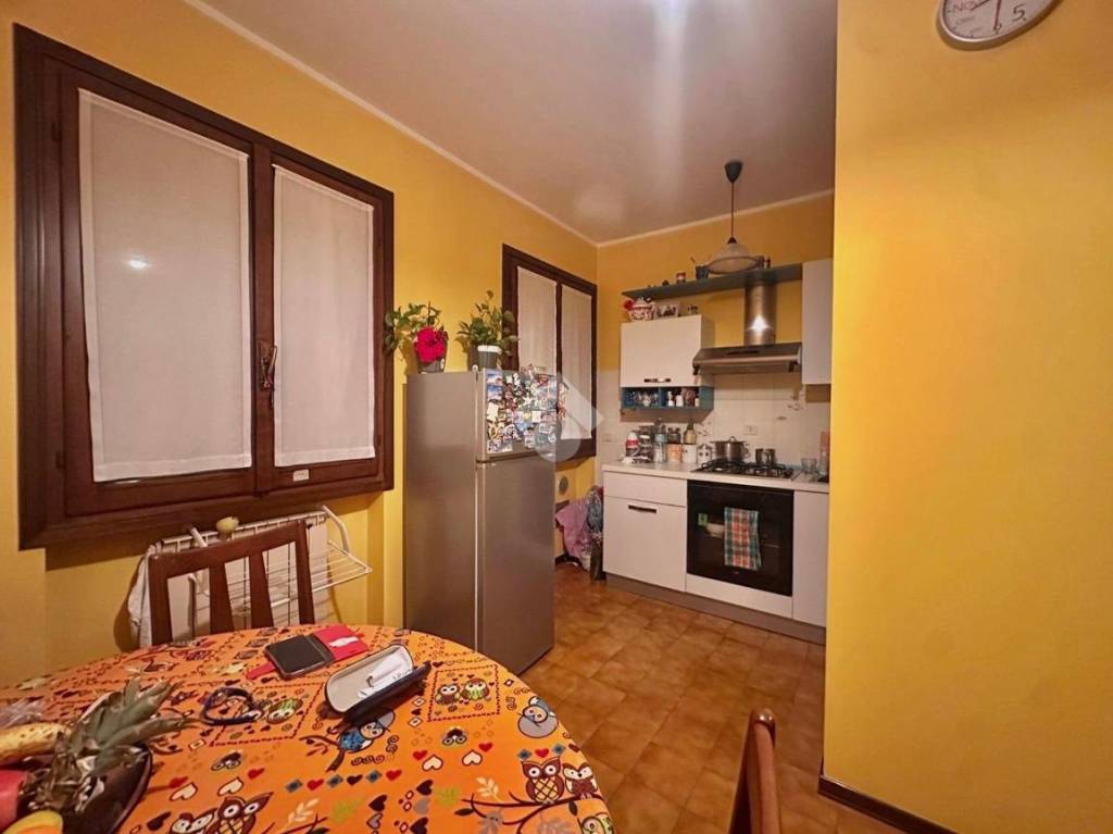 appartamento in vendita a Novara in zona Lumellogno