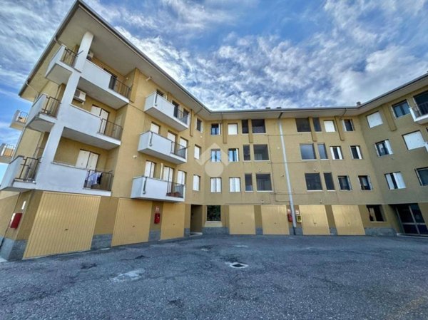 appartamento in vendita a Novara in zona Lumellogno