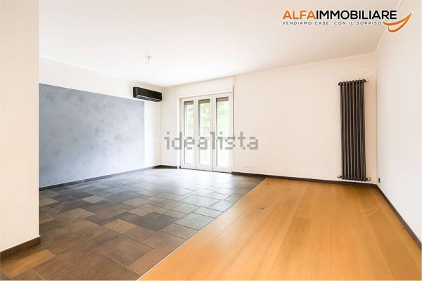 appartamento in vendita a Novara in zona Veveri