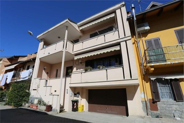 appartamento in vendita a Novara in zona Veveri