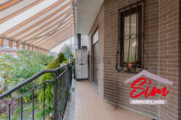 casa indipendente a Novara in zona zona Cittadella - Villaggio Dalmazia