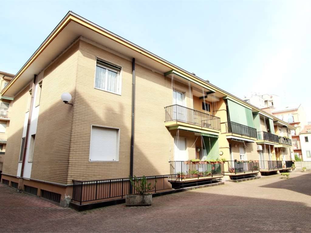 appartamento in vendita a Novara in zona zona Cittadella - Villaggio Dalmazia