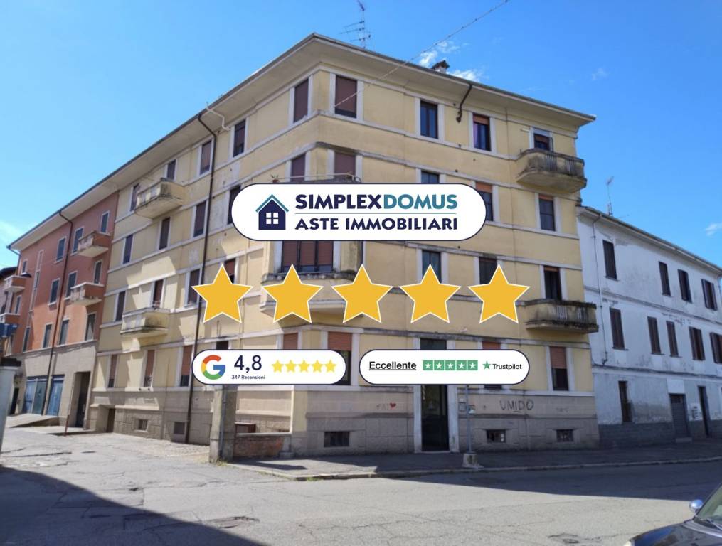 appartamento in vendita a Novara in zona Centro Città