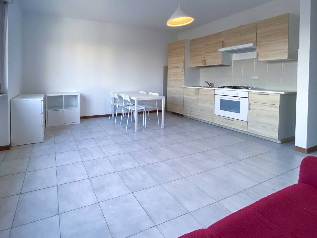 appartamento in vendita a Novara in zona Centro Città