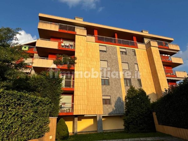 appartamento in vendita a Novara in zona Vignale