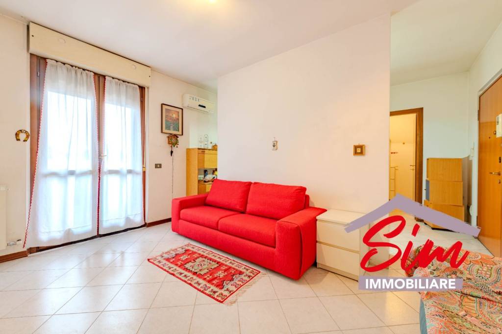 appartamento in vendita a Novara in zona Zona Santa Rita