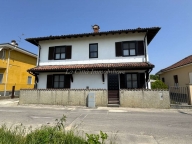 casa indipendente in vendita a Novara in zona Torrion Quartara
