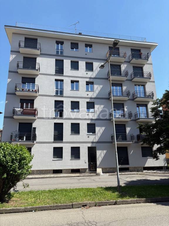 appartamento in vendita a Novara in zona zona Agogna - San Paolo