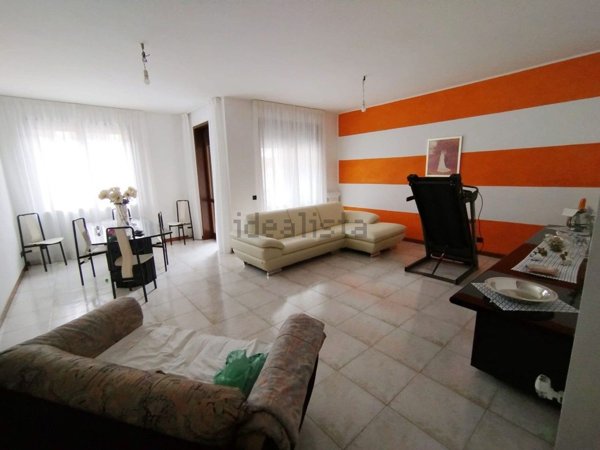 appartamento in vendita a Novara in zona zona Sacro Cuore