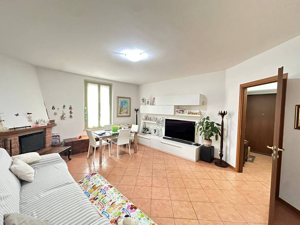 appartamento in vendita a Novara in zona zona Sacro Cuore