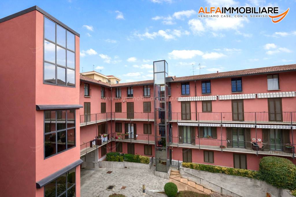 appartamento in vendita a Novara in zona zona Sacro Cuore