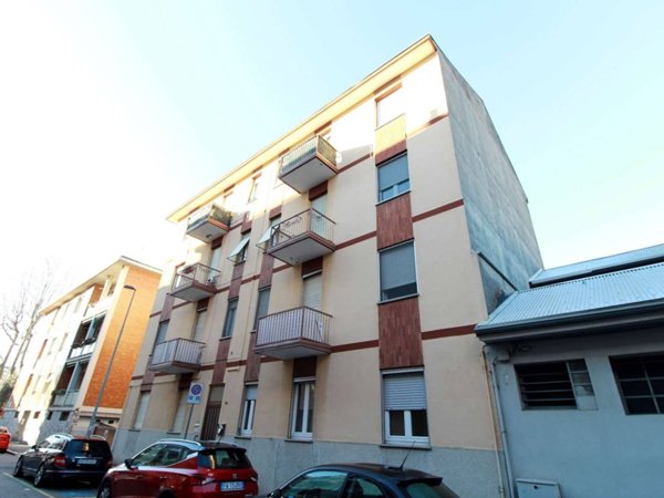 appartamento in vendita a Novara in zona zona Sacro Cuore