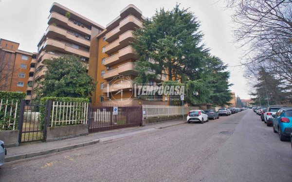 appartamento in vendita a Novara in zona zona Sacro Cuore