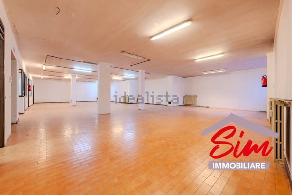 locale di sgombero in vendita a Novara in zona zona San Martino