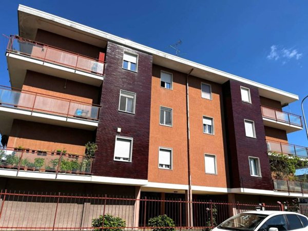 appartamento in vendita a Novara in zona zona Cittadella - Villaggio Dalmazia