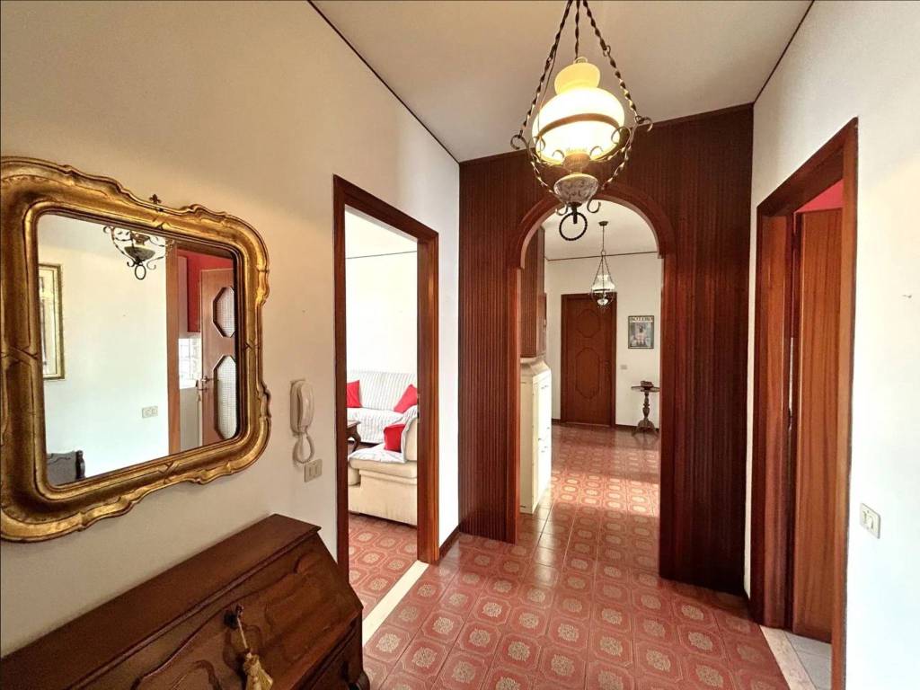 appartamento in vendita a Novara in zona zona Sant'Andrea - San Rocco