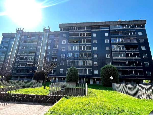 appartamento in vendita a Novara in zona Centro Città