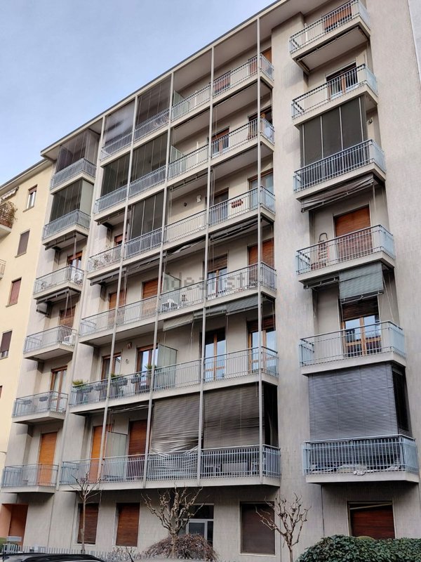 appartamento in vendita a Novara in zona Centro Città