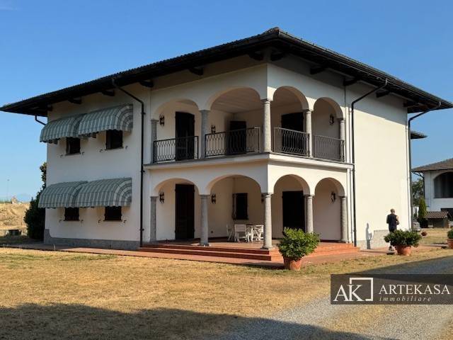 villa in vendita a Novara in zona zona Agogna - San Paolo