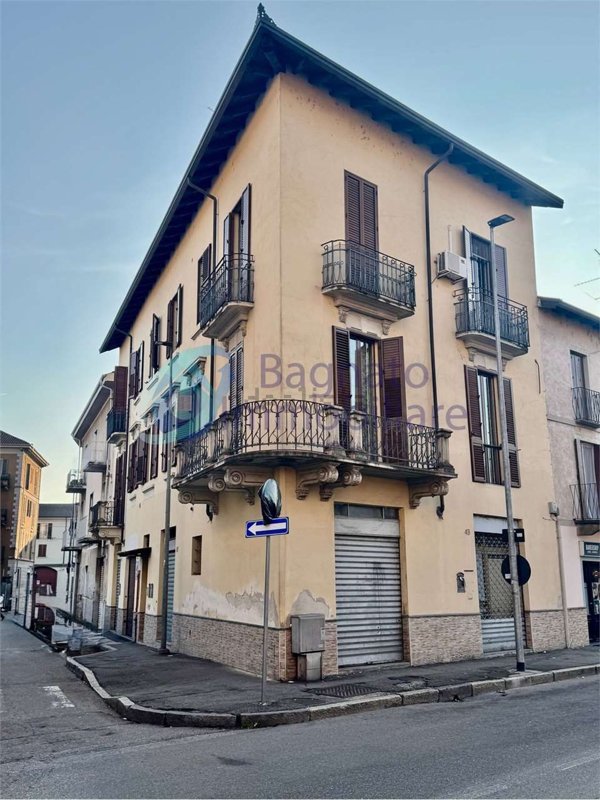 casa indipendente in vendita a Novara in zona zona Sant'Agabio