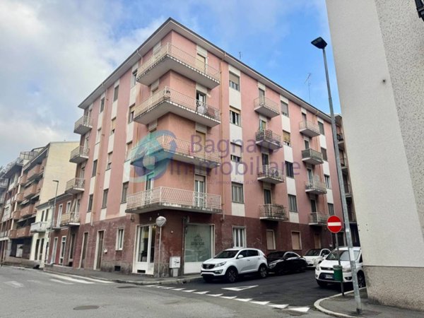 appartamento in vendita a Novara in zona zona San Martino