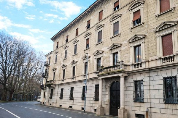 appartamento in vendita a Novara in zona Centro Città