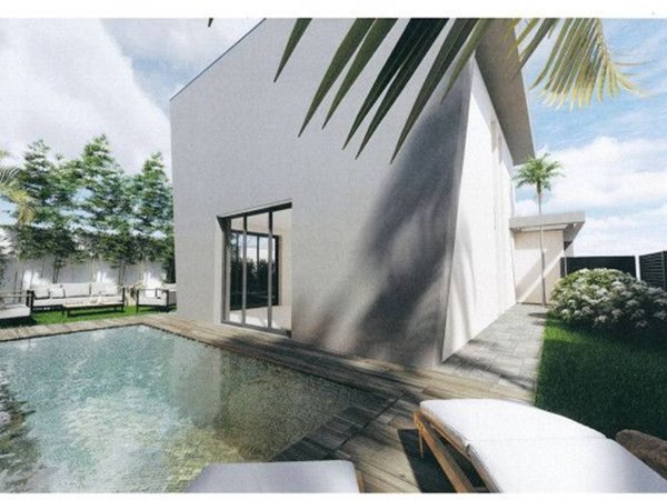 casa indipendente in vendita a Novara in zona zona Sacro Cuore