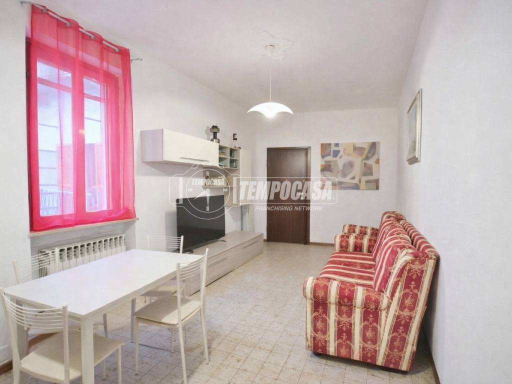 appartamento in vendita a Novara in zona Centro Città