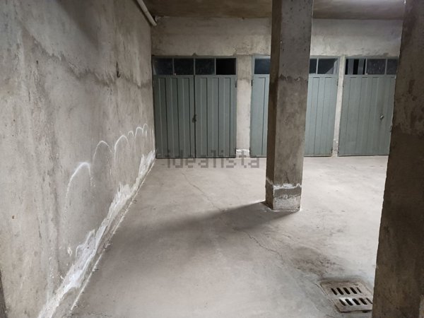 locale di sgombero in vendita a Novara in zona Corso Torino