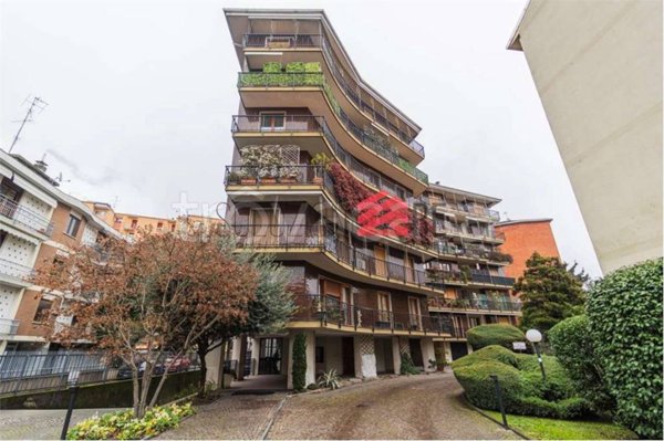 appartamento in vendita a Novara in zona zona Sacro Cuore