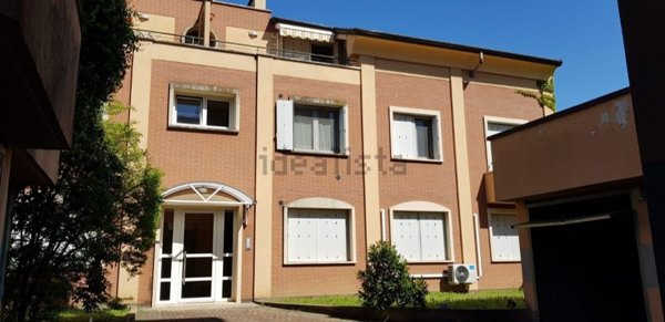 appartamento in vendita a Novara in zona Centro Città