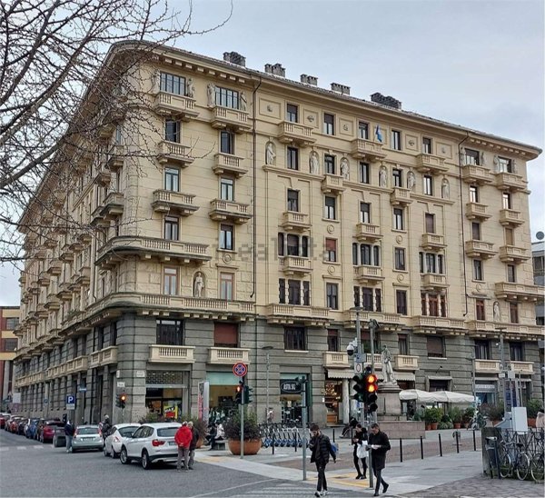 appartamento in vendita a Novara in zona Centro Città