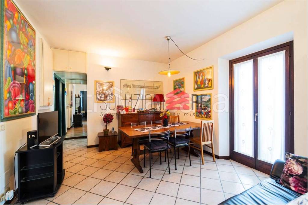 appartamento in vendita a Novara in zona Centro Città