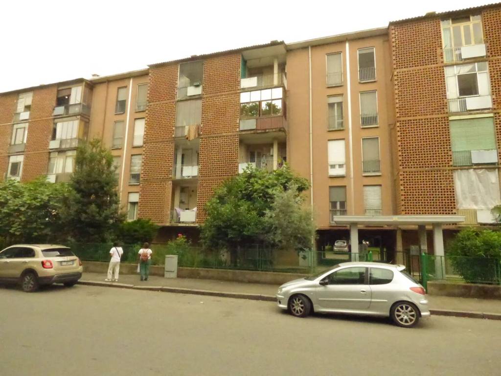 appartamento in vendita a Novara in zona Pernate