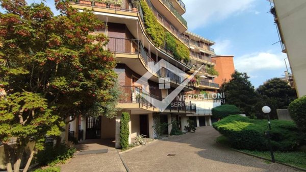 appartamento in vendita a Novara in zona zona Sacro Cuore