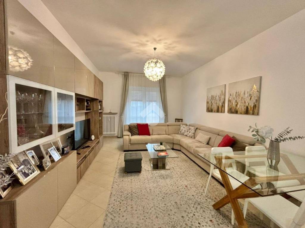 appartamento in vendita a Novara in zona zona Sant'Andrea - San Rocco