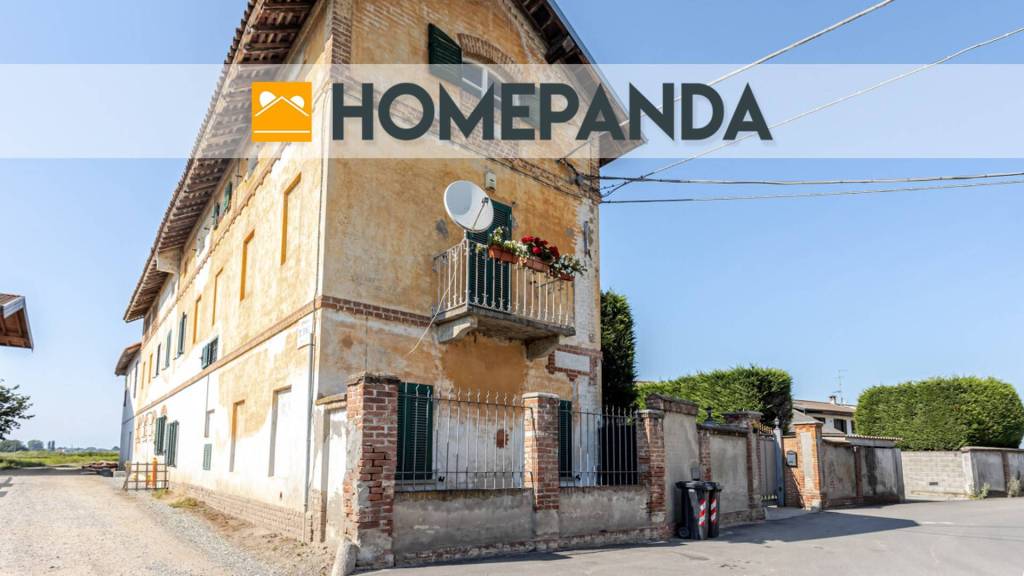 casa indipendente in vendita a Novara in zona Agognate