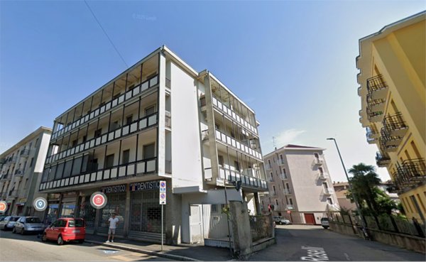 appartamento in vendita a Novara in zona Pernate