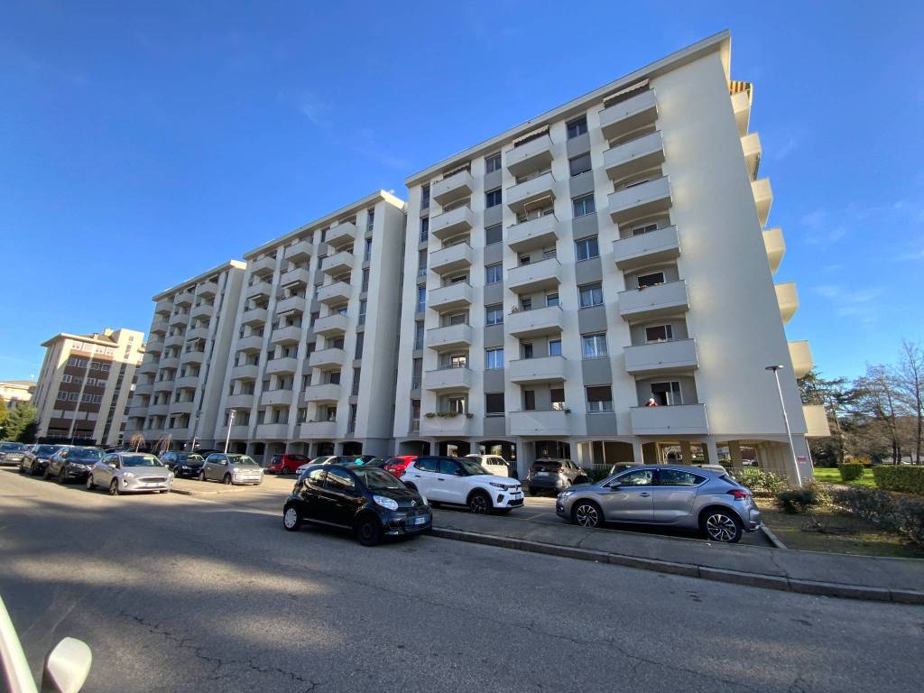 appartamento in vendita a Novara in zona zona Porta Mortara