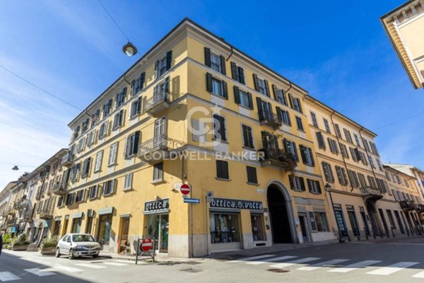 appartamento in vendita a Novara in zona Centro Città