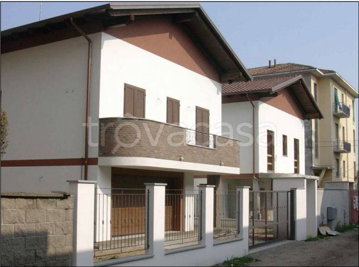 casa indipendente in vendita a Novara in zona zona Sant'Agabio