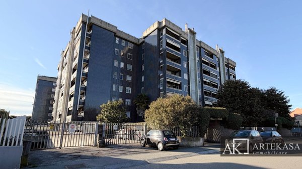 appartamento in vendita a Novara in zona zona Cittadella - Villaggio Dalmazia
