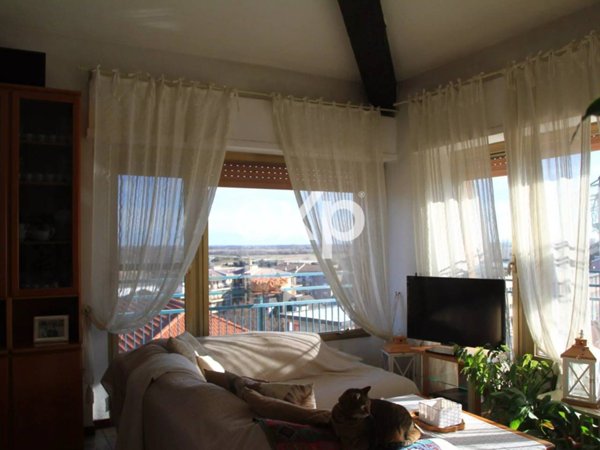 appartamento in vendita a Novara in zona Centro Città