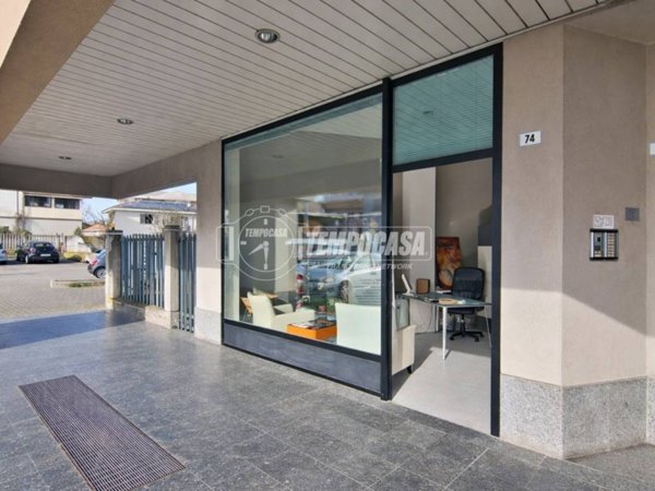 negozio in vendita a Novara in zona zona Porta Mortara