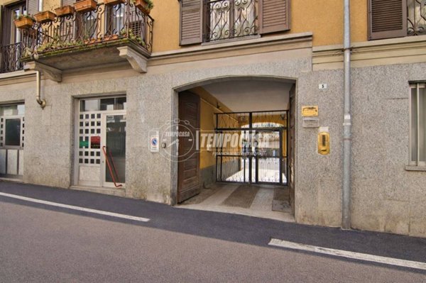 negozio in vendita a Novara in zona zona San Martino