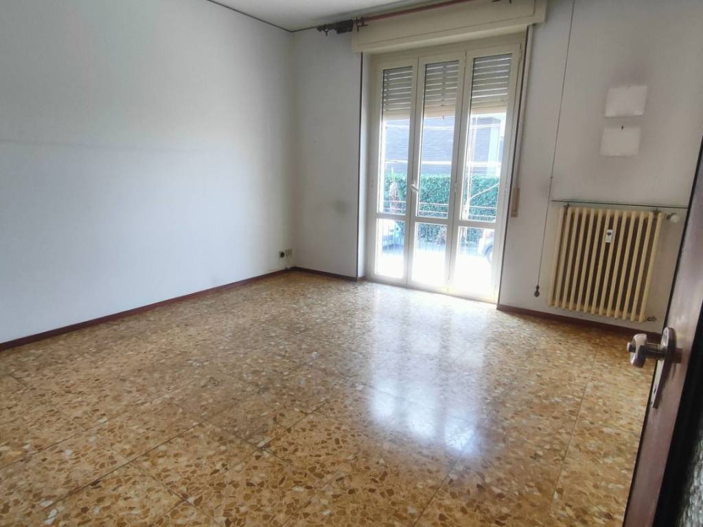 appartamento in vendita a Novara in zona Pernate