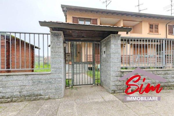 casa indipendente in vendita a Novara in zona zona Sant'Agabio